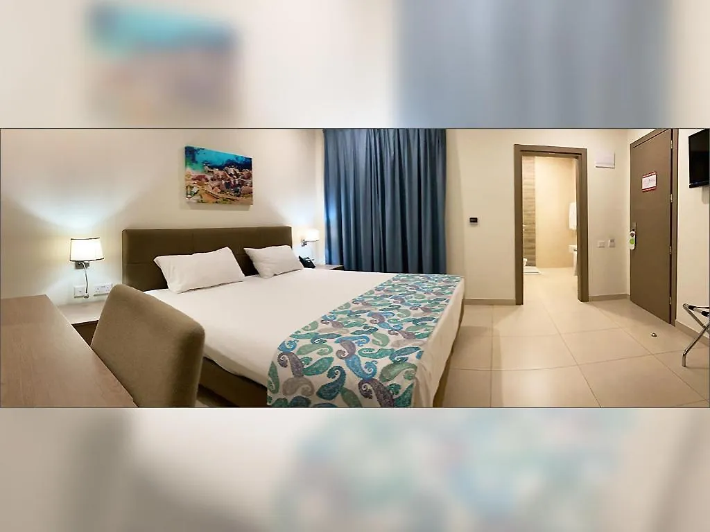 Hotel Kennedy Nova Gzira 4*,