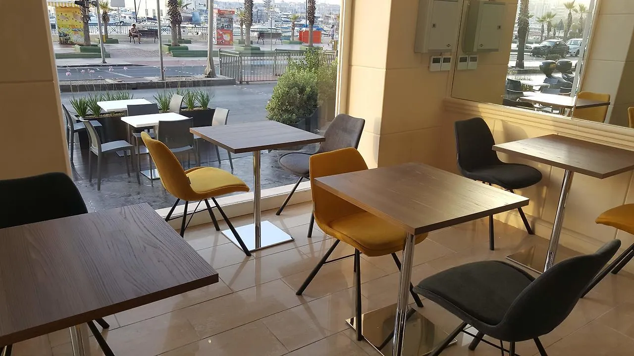 Hotel Kennedy Nova Gzira 4*,  Malta