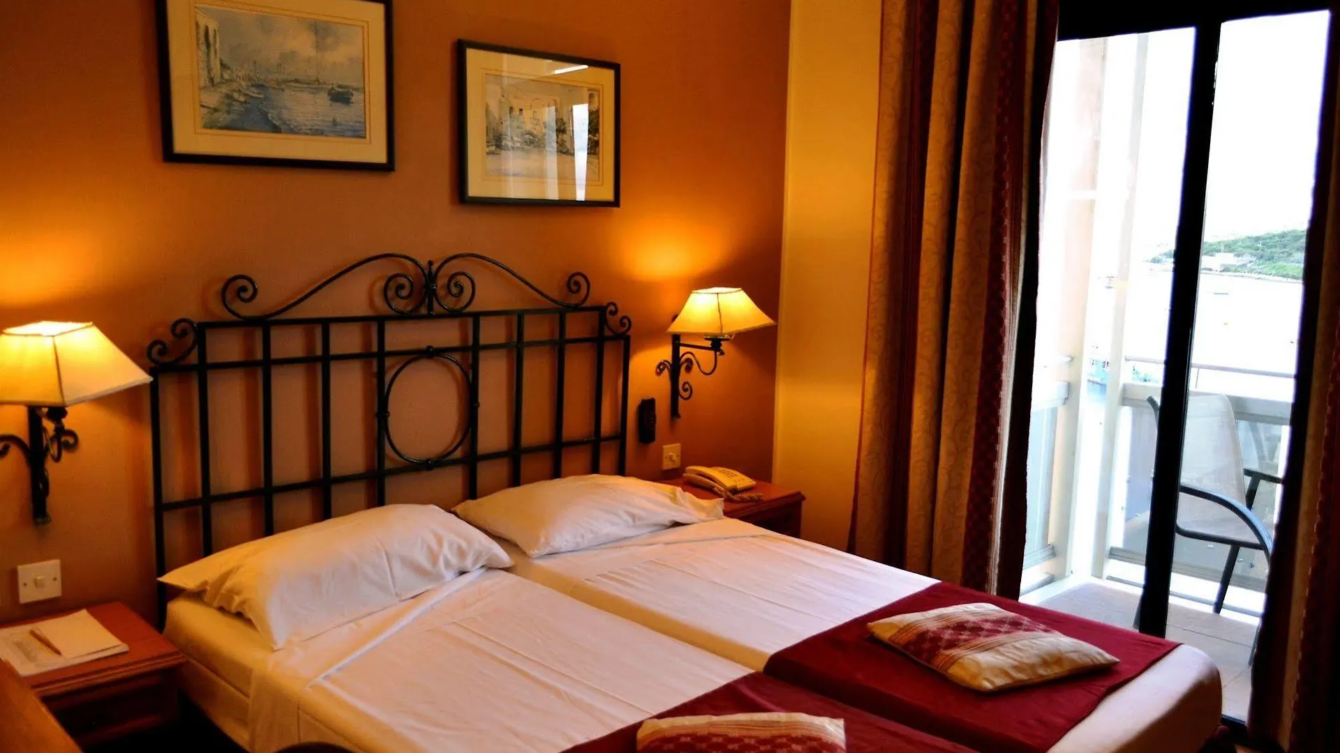 Hotel Kennedy Nova Gzira 4*,